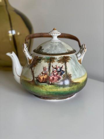 Antieke porseleinen theepot handgeschilderd – ca. 1930-1950 beschikbaar voor biedingen