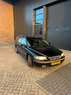 Volvo V70 2.4 170PK 2001 Zwart, Auto's, Voorwielaandrijving, 1800 kg, 1505 kg, Zwart