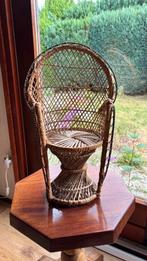 Rotan plantentafeltje / poppenstoeltje, Ophalen of Verzenden