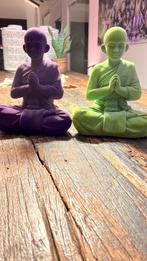Boeddha beeldjes fluweel groen en paars, Zo goed als nieuw, Ophalen