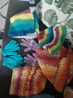 Gehaakte set: sjaal, muts en handschoenen, Ophalen of Verzenden, Zo goed als nieuw