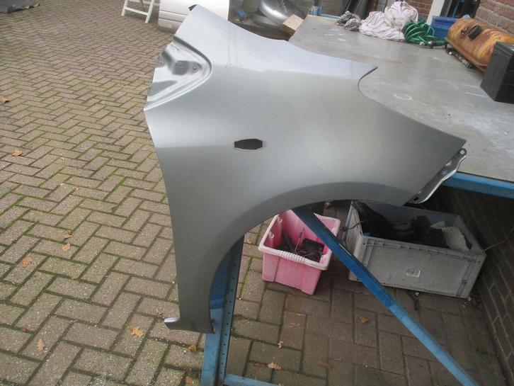 rechter voor scherm Toyota yaris P 9, Auto-onderdelen, Carrosserie en Plaatwerk, Spatbord, Toyota, Gebruikt, Ophalen of Verzenden