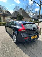 Volvo V40 D2 1.6 2013 Zwart, Voorwielaandrijving, Euro 5, Stof, 4 cilinders