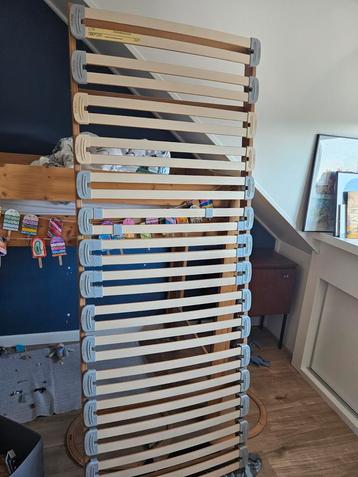 Gratis lattenbodem 80x210 - eenpersoons beschikbaar voor biedingen