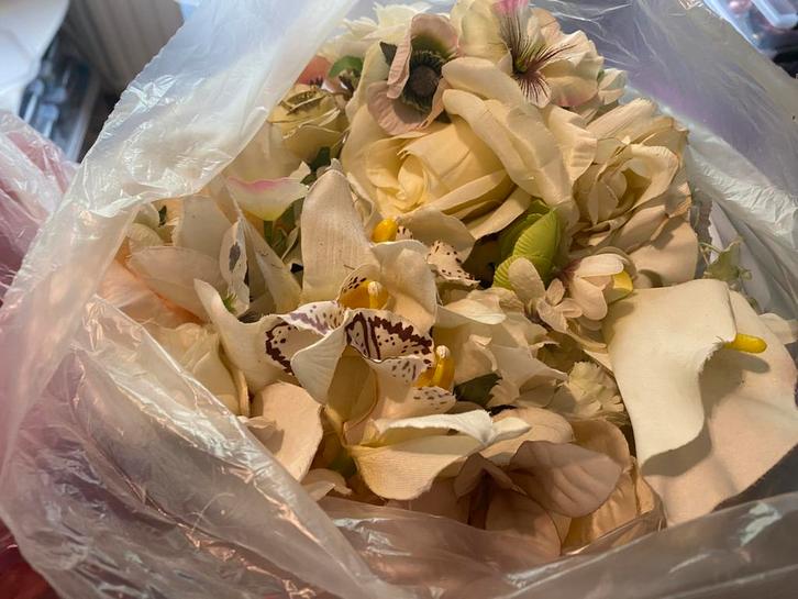 Partij Kunstbloemen - Diverse Kleuren, Huis en Inrichting, Woonaccessoires | Droogbloemen, Gebruikt, Ophalen of Verzenden