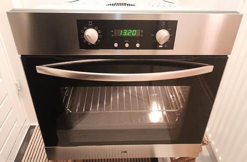 Etna inbouw heteluchtoven Mod: A3425FTRVS Type: C20I3bd6FL, Witgoed en Apparatuur, Ovens, Gebruikt, Inbouw, Oven met grill, 45 tot 60 cm