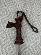 Waterpomp gietijzer, Ophalen of Verzenden, Gebruikt, Handmatig, Regentonpomp