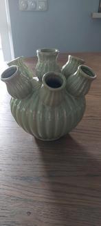 Groen Tulpenvaasje, Huis en Inrichting, Aardewerk of Porselein, Ophalen of Verzenden, Zo goed als nieuw, Minder dan 50 cm