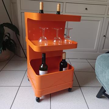 Vintage Drank trolley beschikbaar voor biedingen