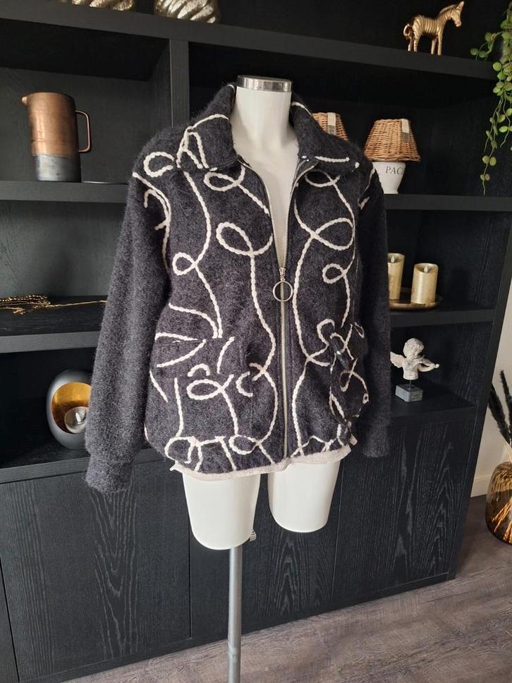 Nieuw teddy boucle bomberjasje 1 maat 38 40 42 44, Kleding | Dames, Jassen | Winter, Nieuw, Maat 38/40 (M), Blauw, Ophalen of Verzenden