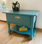 Nachtkastje / bijzettafeltje restyled in blauwgroen, Huis en Inrichting, Ophalen, 55 tot 70 cm, Hout, 65 cm of meer