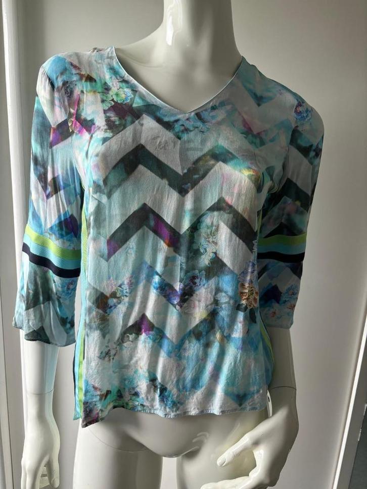 Mooie Top van Le Comte maat 38, Kleding | Dames, Tops, Zo goed als nieuw, Maat 38/40 (M), Blauw, Lange mouw, Ophalen of Verzenden