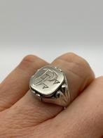 A99 Prachtige zilveren zegelring initialen PF maat 17, Sieraden, Tassen en Uiterlijk, Antieke sieraden, Ophalen of Verzenden, Zilver