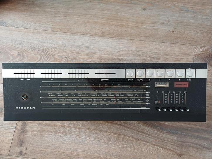 Onderdelen grundig vintage audiosysteem uit audiomeubel, Audio, Tv en Foto, Overige Audio, Tv en Foto, Gebruikt, Ophalen of Verzenden