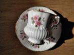 Vintage Kop en Schotel met Roze Bloemen Elisabethan, Ophalen, Zo goed als nieuw, Porselein, Kop en/of schotel