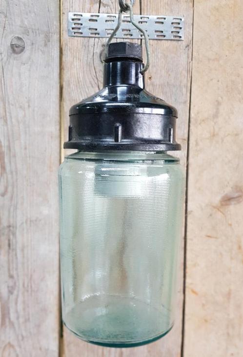 Antieke oude industriele hanglampen hanglamp met glas, Huis en Inrichting, Lampen | Hanglampen, Gebruikt, Minder dan 50 cm, Glas