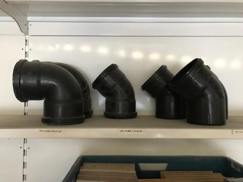 Diverse PP hulpstukken, Doe-het-zelf en Verbouw, Buizen en Afvoer, Gebruikt, Bochten, Pvc, Minder dan 2 meter, 80 mm of meer, Ophalen