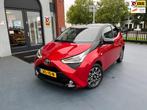 Toyota Aygo 1.0 VVT-i x-clusiv CLIMA LMV STOELVERWARMING, Auto's, Gebruikt, Euro 6, 4 stoelen, LED verlichting
