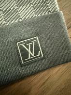 Lv muts grijs-zwart (alleen zwart, nieuwe grijse komen.), Ophalen of Verzenden, Zo goed als nieuw, Overige maten, Muts