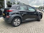 Hyundai KONA EV Comfort 64 kWh 50% deal 7.975,- ACTIE Camera, Gebruikt, Met garantie (alle), Zwart, Origineel Nederlands