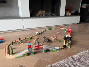Brio Houten Treinbaan - Veel Speelplezier! beschikbaar voor biedingen