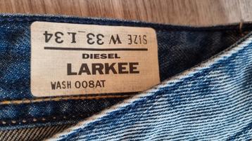 * NIEUWE * Diesel LARKEE 008AT !! W33 L34 = 33x34 – STRAIGHT beschikbaar voor biedingen