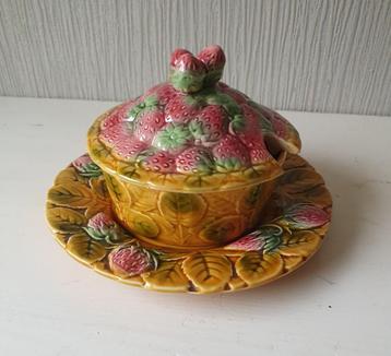 Antieke Sarreguemines majolica confituurpot met schotel beschikbaar voor biedingen