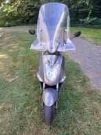 Kymco scooter blauw kenteken, Fietsen en Brommers, Scooters | Kymco, Ophalen, Gebruikt, Maximaal 45 km/u, 50 cc