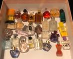Diverse parfum miniaturen 28 stuks, Ophalen, Zo goed als nieuw, Miniatuur, Gevuld