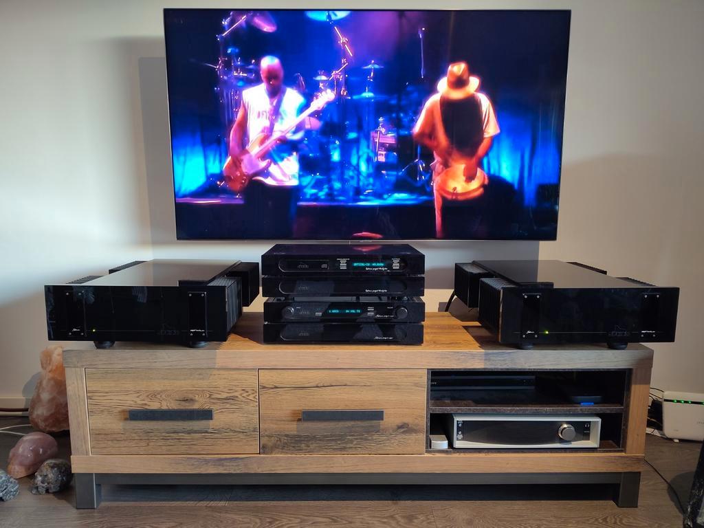 ≥ Sphinx project 26 hi end mono eindversterkers — Versterkers en