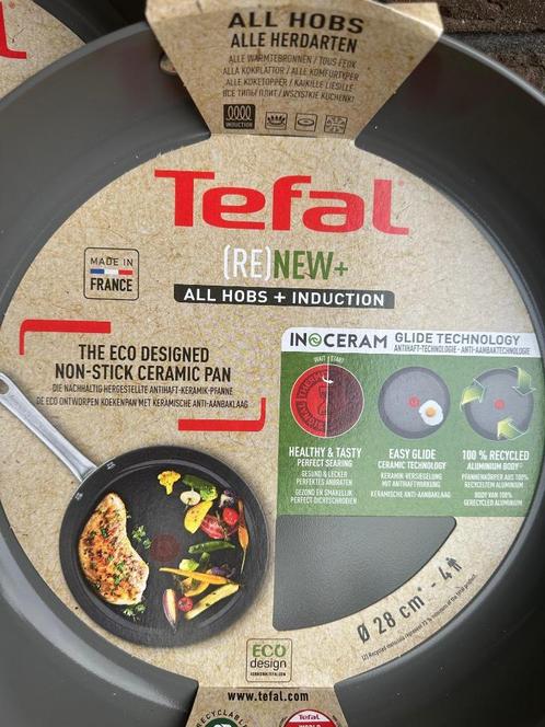 Tefal (Re)New+ Keramische Koekenpan 28 cm, Huis en Inrichting, Keuken | Potten en Pannen, Nieuw, Koekenpan of Braadpan, Aluminium