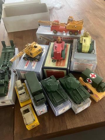 dinky toys diverse modellen lees de tekst beschikbaar voor biedingen