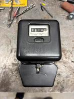 Tussenmeter stroommeter, Ophalen
