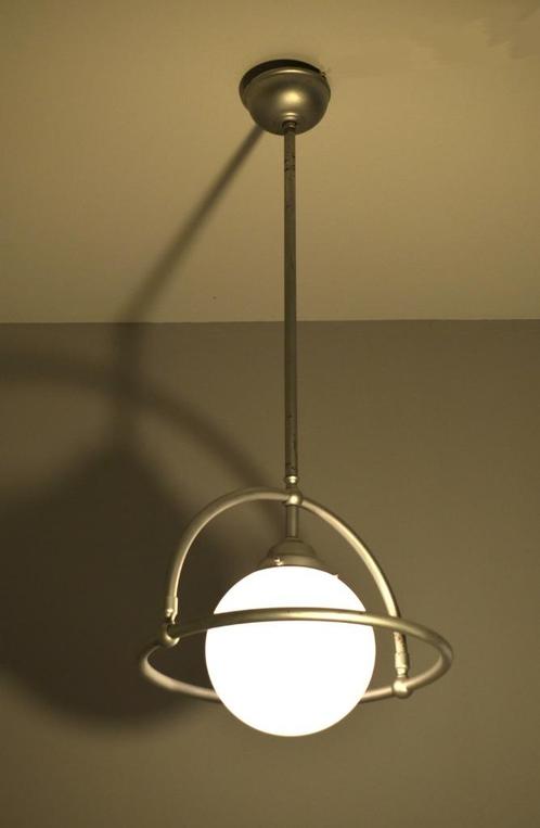 Prachtige oude Space Age / Art-Deco lamp - Saturnus, Huis en Inrichting, Lampen | Hanglampen, Gebruikt, 75 cm of meer, Glas, Metaal