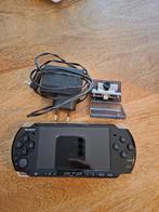 PSP + 8 spellen + Camera, Spelcomputers en Games, Spelcomputers | Sony PSP, Ophalen of Verzenden, Zo goed als nieuw, PSP, Met games