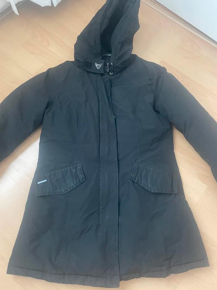 Mooie zwarte winterjas van AirForce, maat M, Kleding | Dames, Jassen | Winter, Zo goed als nieuw, Maat 38/40 (M), Zwart, Ophalen of Verzenden