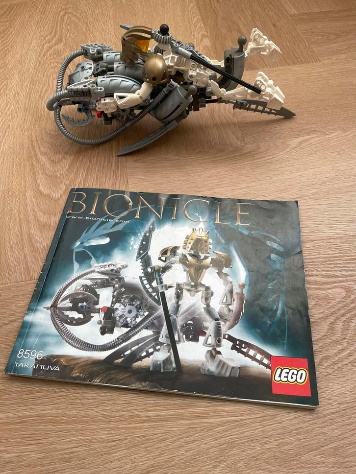 Lego bionicle 8596 takanuva + boekje, Kinderen en Baby's, Speelgoed | Duplo en Lego, Nieuw, Ophalen of Verzenden