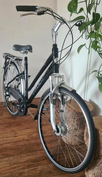 Nette TREK T400 Damesfiets || lager model '46 || Alivio 24 V beschikbaar voor biedingen