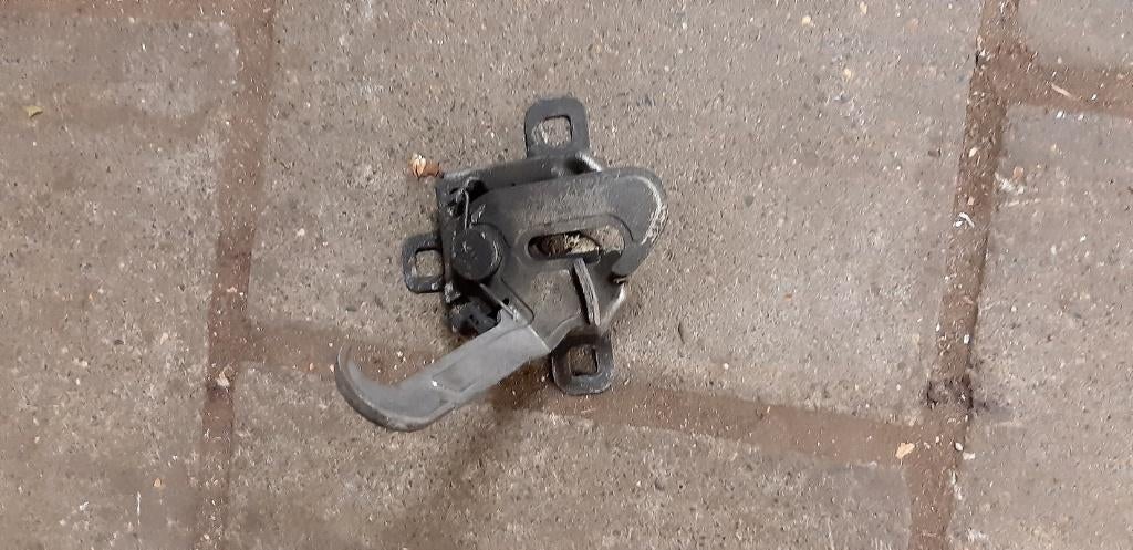 Motorkap slot Punto 2007, Ophalen of Verzenden