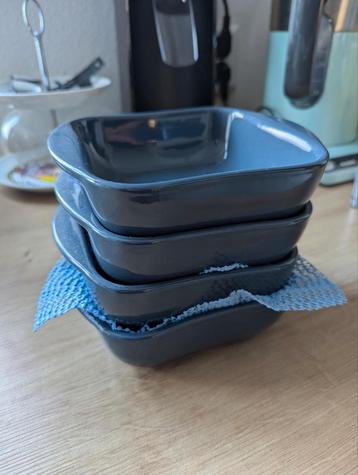 4 Vivo ovenschaaltjes tapas beschikbaar voor biedingen