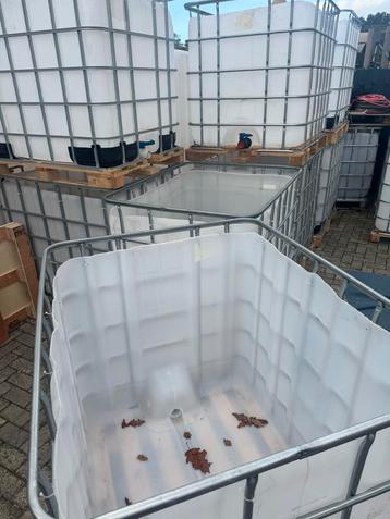 IBC Container met open bovenkant beschikbaar voor biedingen