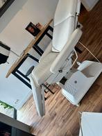 Gratis behandelstoel - defecte leuning de rest doet het!, Zakelijke goederen, Ophalen