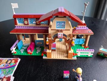 Lego Friends manege 41126 beschikbaar voor biedingen