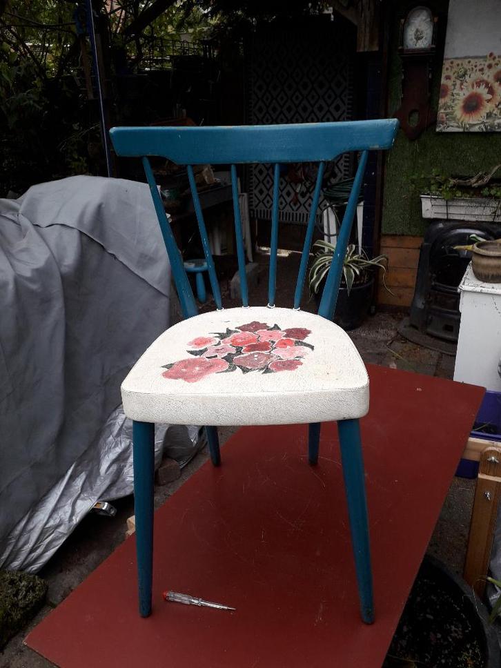 eetkamerstoel jaren zestig gepimped, Huis en Inrichting, Stoelen, Gebruikt, Eén, Hout, Overige materialen, Blauw, Ophalen