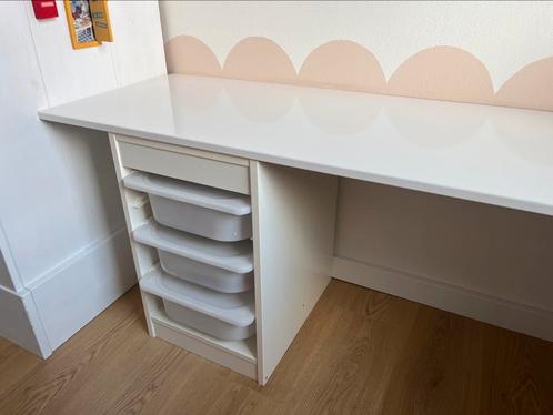 Ikea Trofast kastje, met bakken en deksels + evt bureau kind, Kinderen en Baby's, Kinderkamer | Commodes en Kasten, Zo goed als nieuw