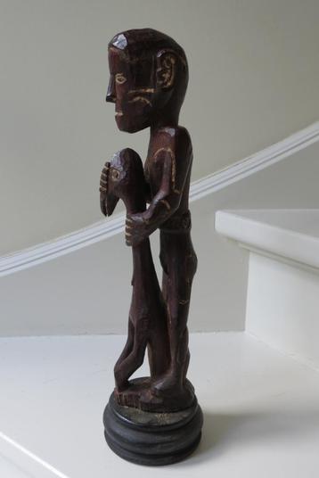 Beeldje uit Papoea--Nieuw-Guinea beschikbaar voor biedingen