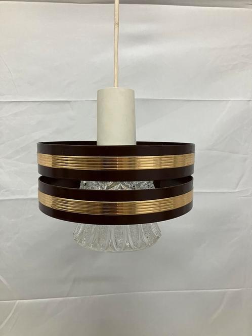 Vintage hanglamp met ijzeren ring en glazen binnen kap, Huis en Inrichting, Lampen | Hanglampen, Gebruikt, Minder dan 50 cm, Ophalen of Verzenden
