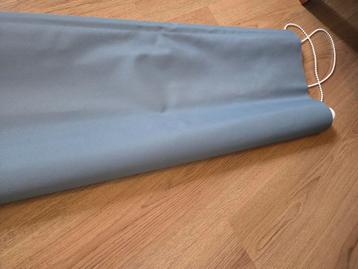 Rolgordijn beschikbaar voor biedingen