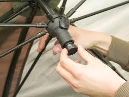 Als nieuw: Nash Hog brolly beschikbaar voor biedingen