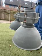 Twee lichte industriele lampen, Huis en Inrichting, Lampen | Hanglampen, Ophalen, Zo goed als nieuw, Minder dan 50 cm